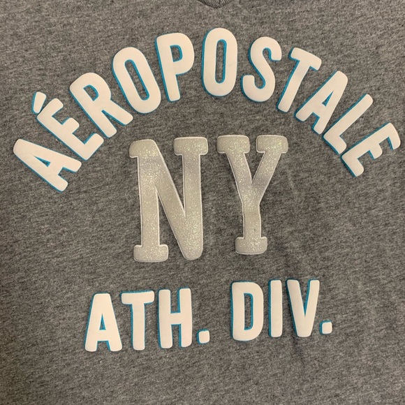 Aeropostale gray short sleeved tee - Picture 2 of 5